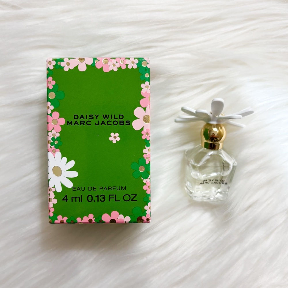 Marc Jacobs Daisy Wild Mini